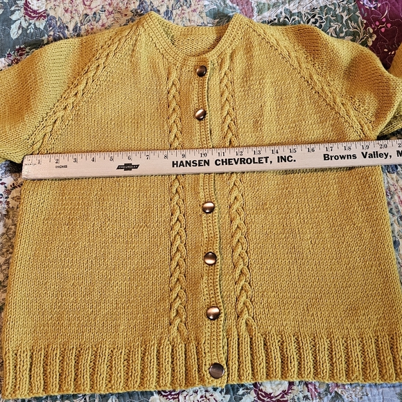 Vintage Sweater - Picture 6 of 6